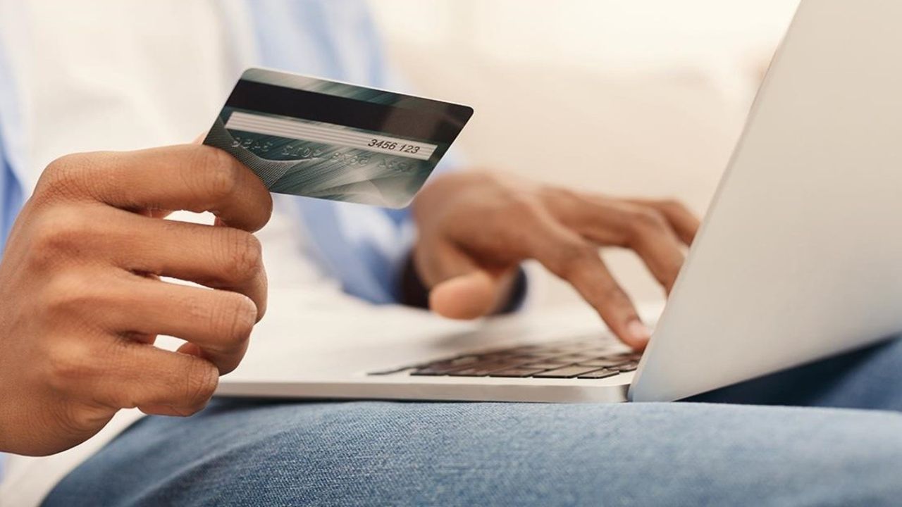 İnternetten kredi kartıyla alışveriş yapanlara kötü haber