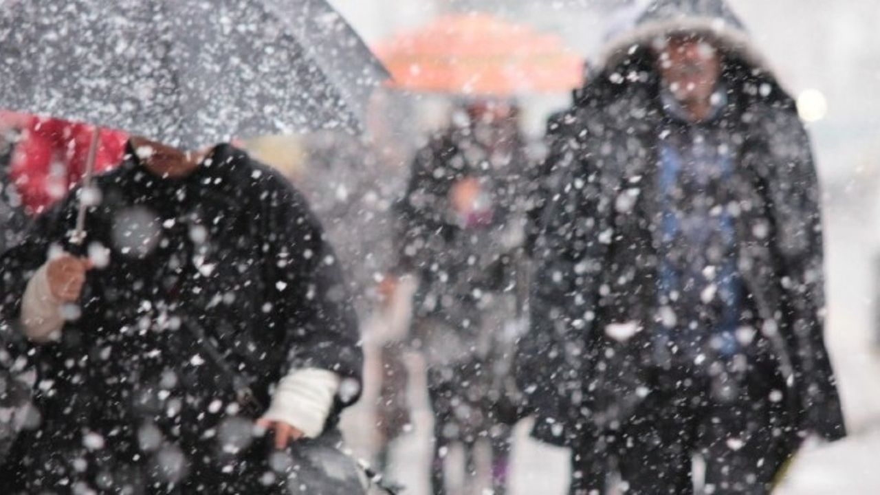 İstanbul'a kardan sonra sürpriz geliyor: Sadece bekleyin