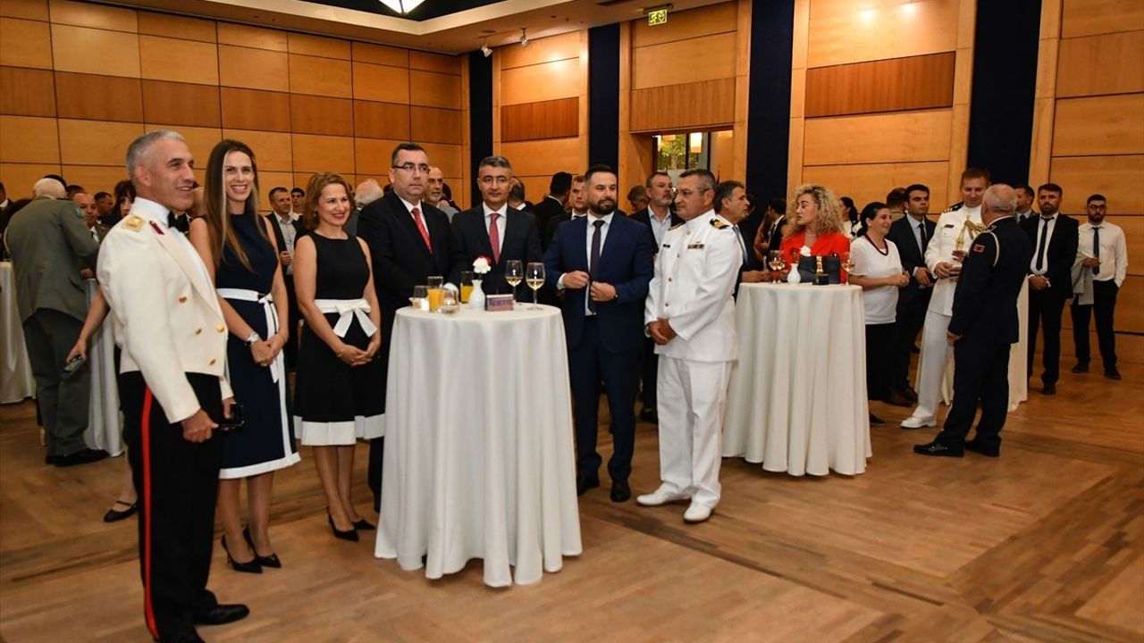 Büyük Zafer'in 102. Yılı Tiran'da Coşkuyla Kutlandı