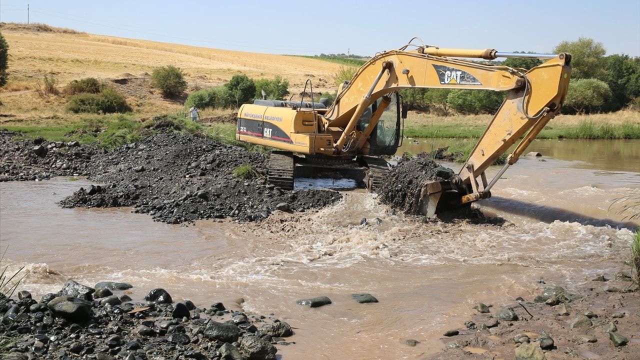 Diyarbakır'da Kaybolan Narin Güran İçin Arama Çalışmaları Devam Ediyor