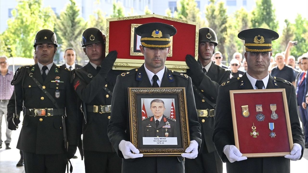 Emekli Orgeneral Galip Mendi Son Yolculuğuna Uğurlandı