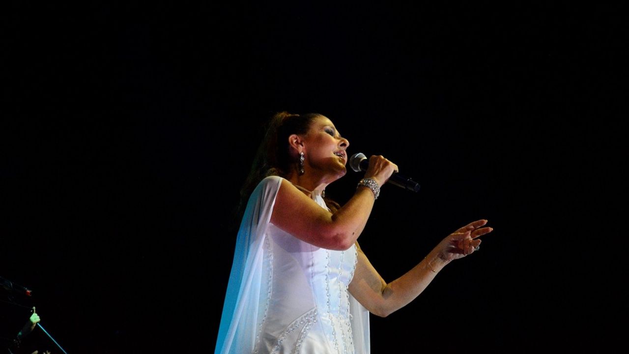 Nilüfer, Bursa'da Unutulmaz Bir Konser Verdi