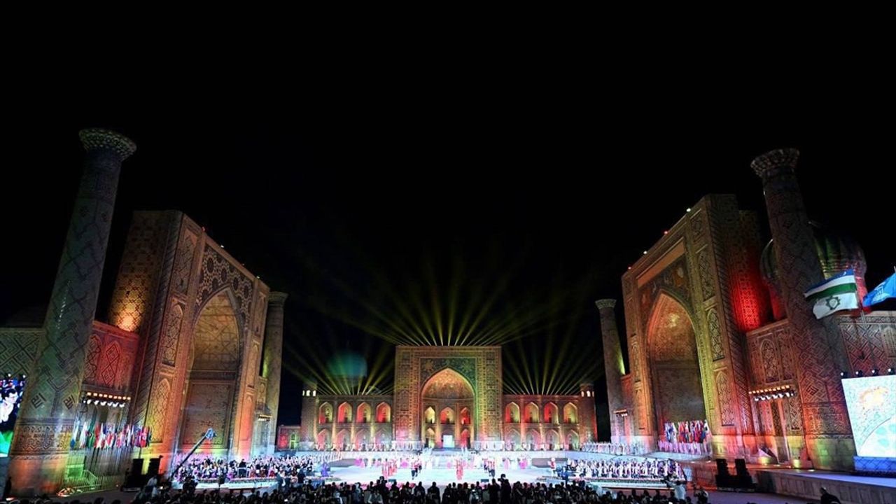 Özbekistan'da Uluslararası Şark Teraneleri Müzik Festivali Heyecanı