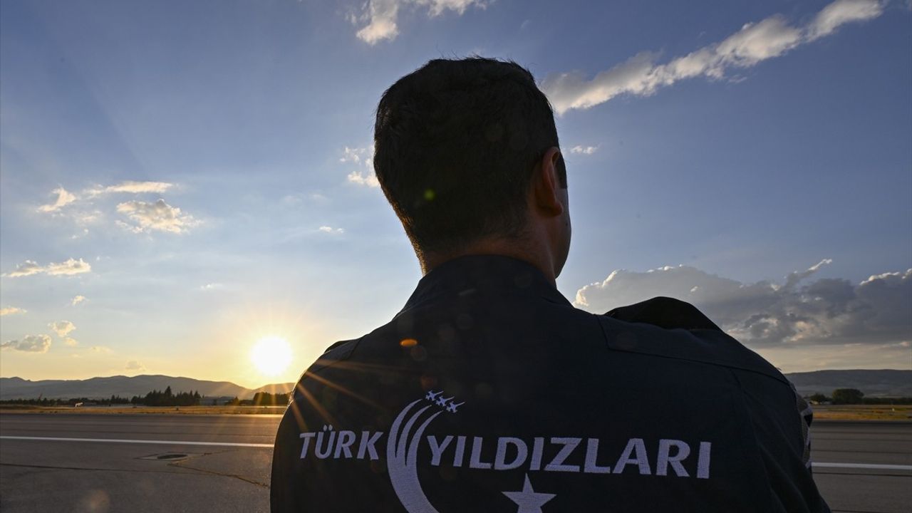 Türk Yıldızları, 30 Ağustos'ta Ankara'da Gösteri Uçuşu Gerçekleştiriyor