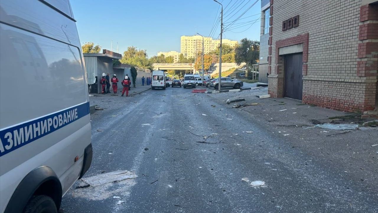 Ukrayna'nın İHA Saldırısı Saratov'da Bina Hasarına Yol Açtı