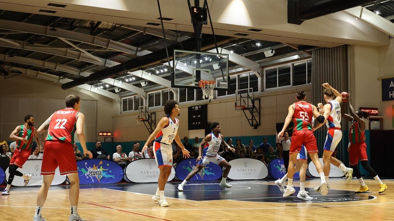 17. TÜBAD Mehmet Baturalp Turnuvası'nda Karşıyaka, Anadolu Efes'i Yendi
