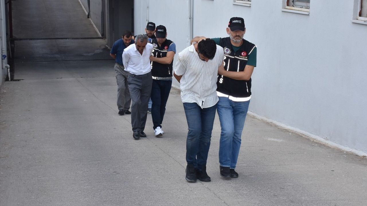 Adana'da 6 Kilo Sentetik Uyuşturucu Operasyonu