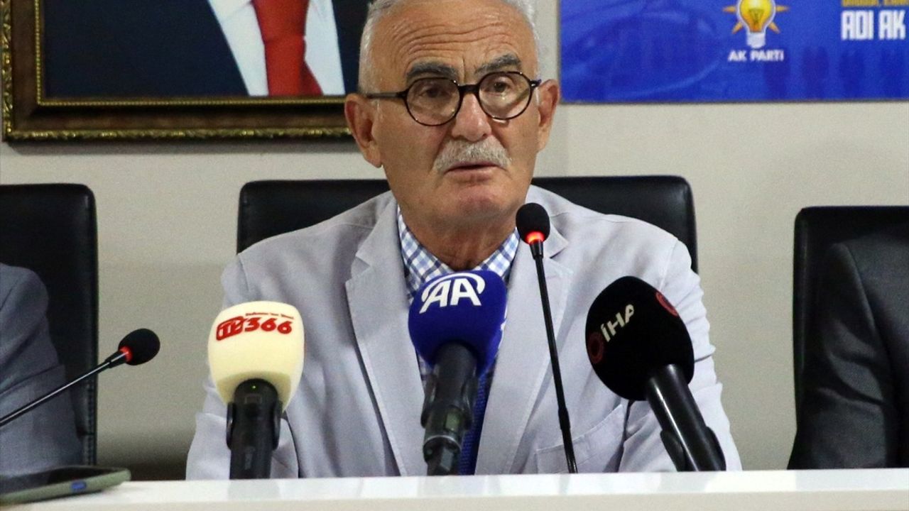 AK Parti Genel Başkan Yardımcısı Yılmaz: 'Sosyal medya algısıyla 5 yılı geçiremezler'