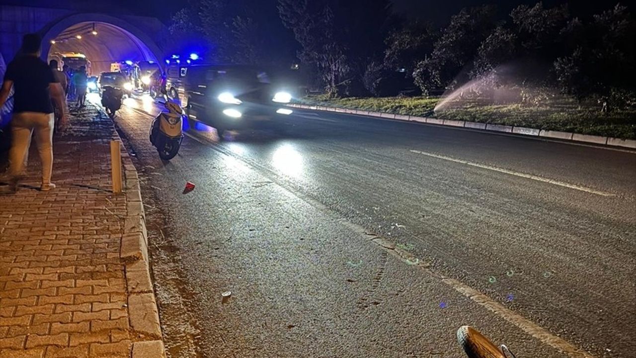 Alanya'da Motosiklet Kazasında Bir Ölüm, Bir Yaralı