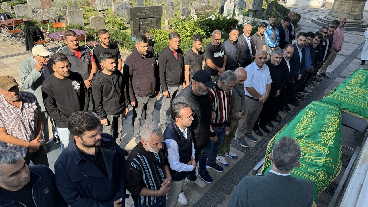 Almanya'daki Trajik Yangın: Emine ve Umut Can Çoban için Cenaze Töreni