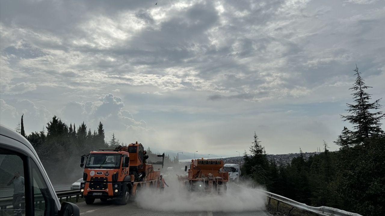 Anadolu Otoyolu'nda Zincirleme Kaza: Yol Yeniden Ulaşıma Açıldı