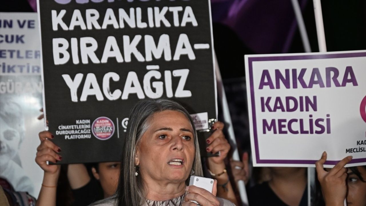 Ankara'da Kadın STK'ları Narin Güran İçin Sokağa Çıktı