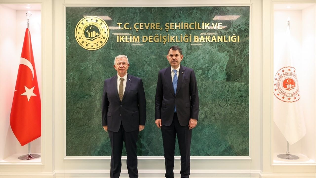 Bakan Kurum, Mansur Yavaş ile Görüşme Gerçekleştirdi