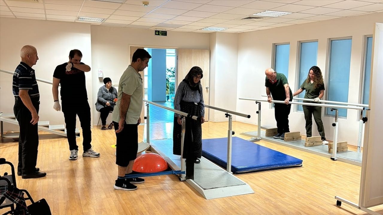 Bolu'daki Fizik Tedavi Hastanesi Hastalarına Umut Oluyor