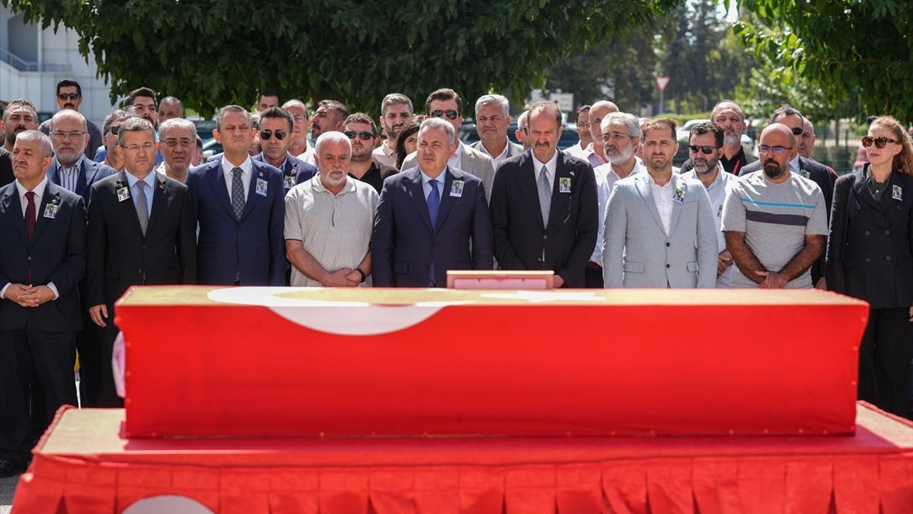 CHP Genel Başkanı Özgür Özel'den İsrail'e Sert Açıklama