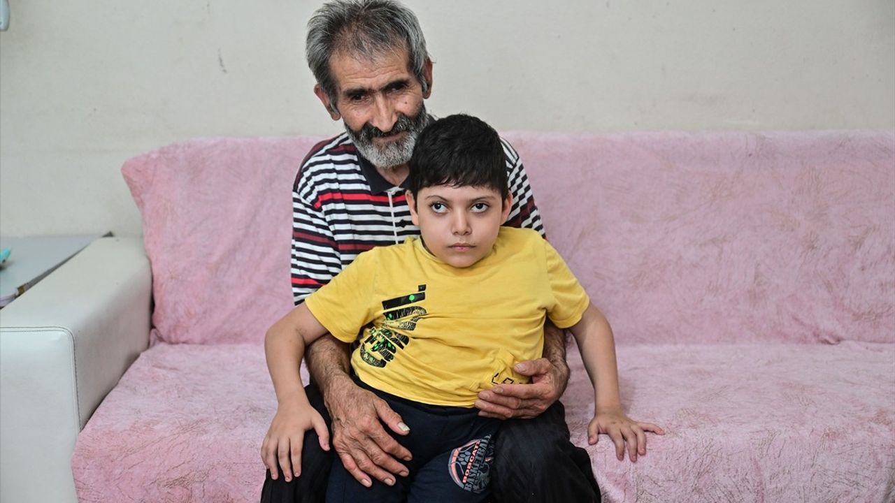 Dede Temir Demir'in Torunu Yiğit Can İçin Tedavi Mücadelesi