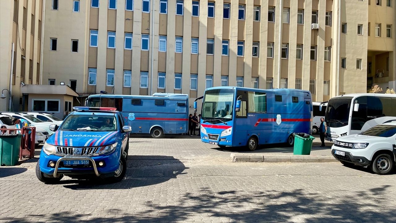 Diyarbakır'da 8 Yaşındaki Narin Güran'ın Ölümünde Gözaltılar Devam Ediyor