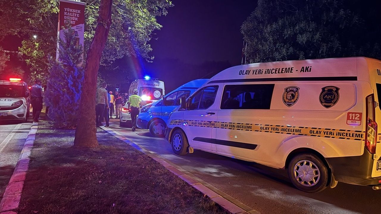 Elazığ'da Motosiklet Kazası: İki Ölü, İki Yaralı
