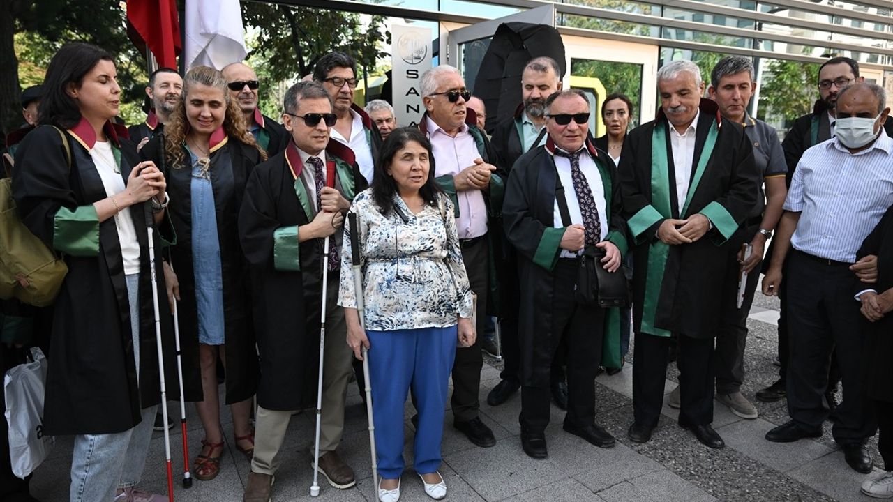 Görme Engelli Avukatlardan Ankara Barosu'na Tepki