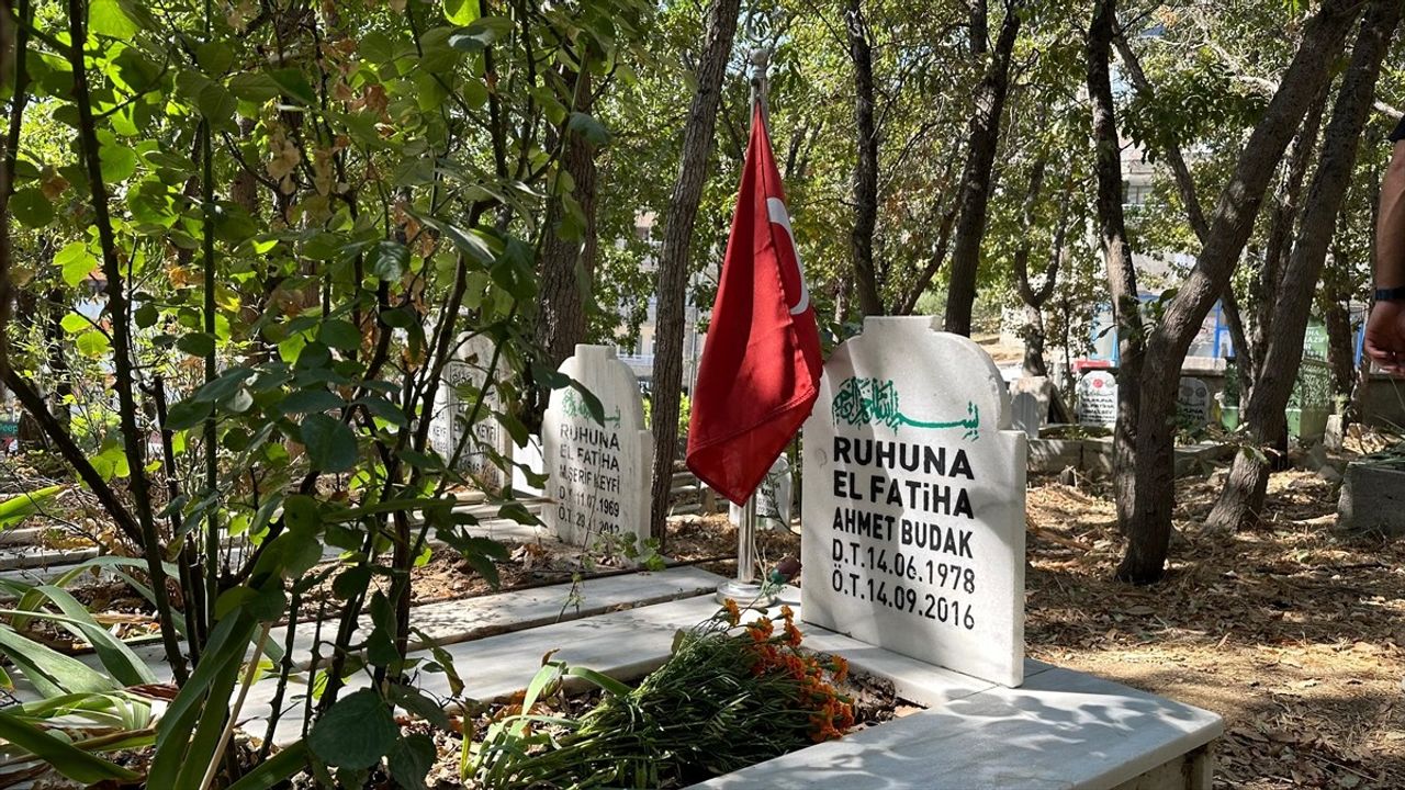 Hakkari'de Ahmet Budak Anıldı