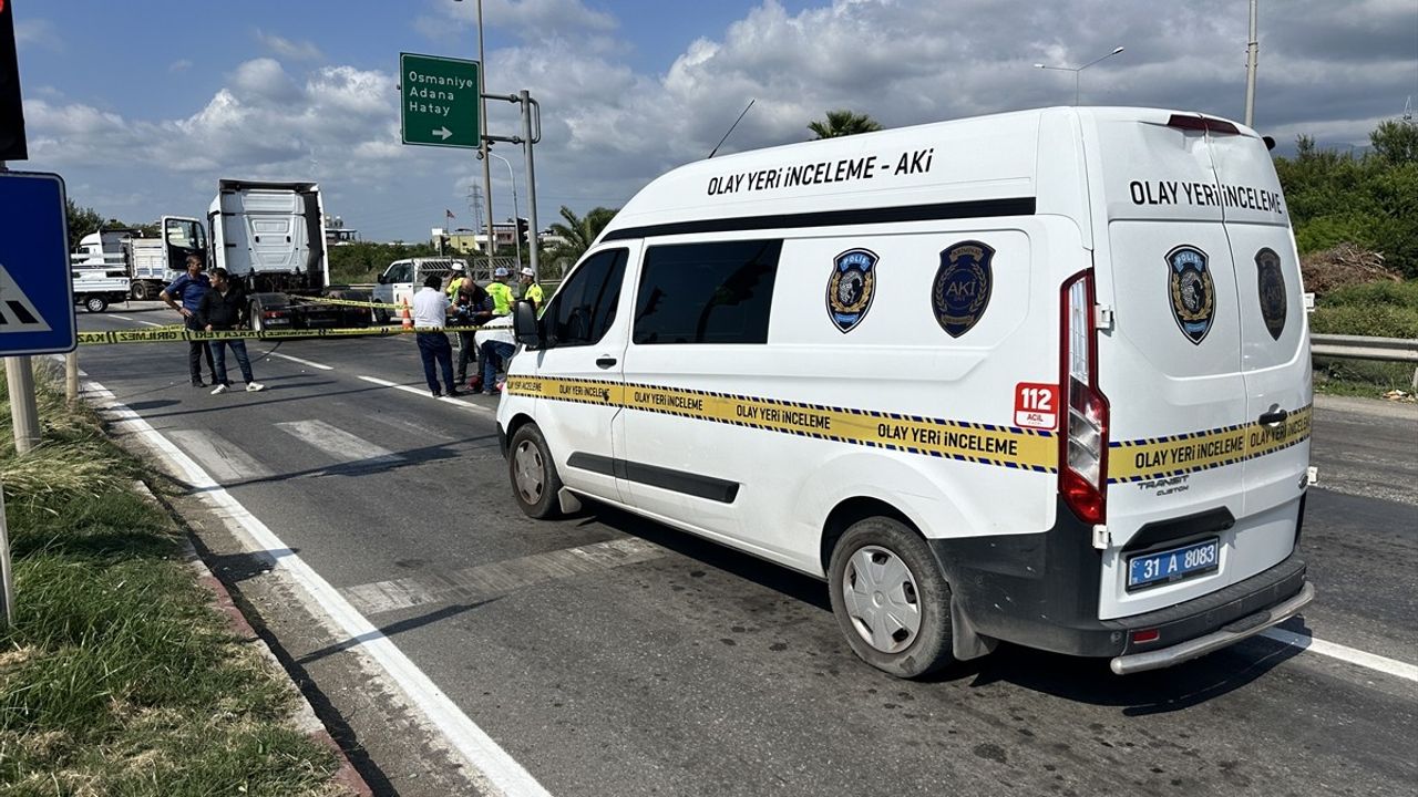 Hatay'da Trafik Kazası: 4 Yaşındaki Çocuk Hayatını Kaybetti