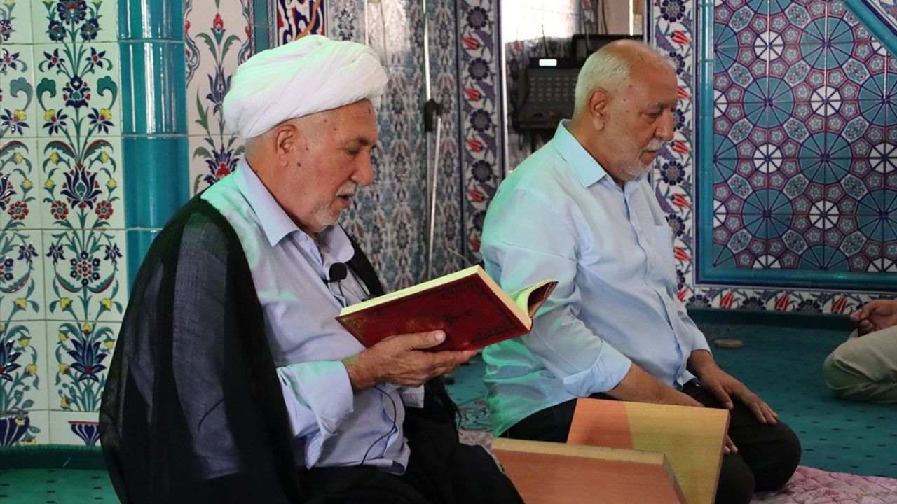 Iğdır'da Şehit Polisler için Mevlit Töreni Düzenlendi