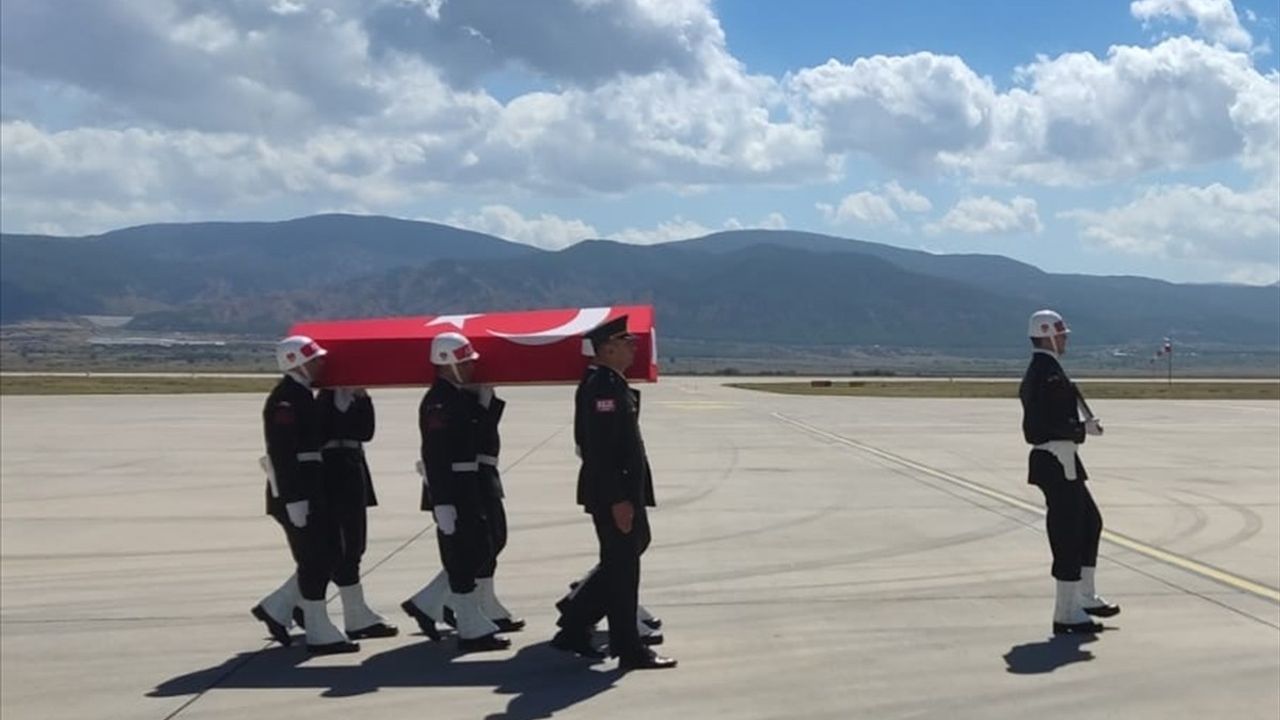 Isparta'ya Şehit Piyade Uzman Çavuş Onur Çapan'ın Naaşı Getirildi