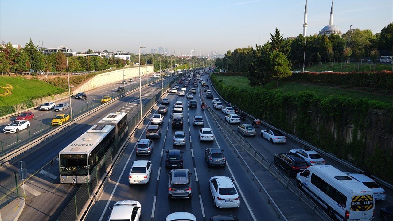 İstanbul'da Hafta Sonu Trafik Yoğunluğu