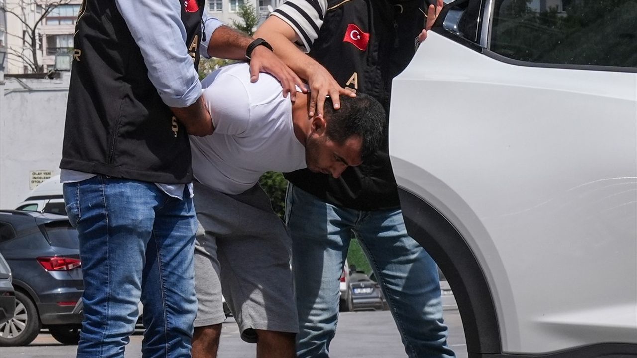 İzmir'de Cinayet ve Gasp Olayı: Şüpheli Adliyeye Sevk Edildi