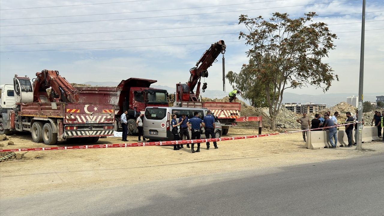 İzmir'de Trajik İş Kazası: Tamirci Hayatını Kaybetti