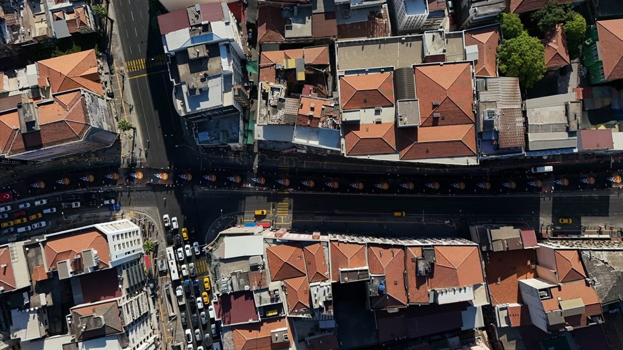 İzmir'in Düşman İşgalinden Kurtuluşunun 102. Yılı Coşkuyla Kutlandı