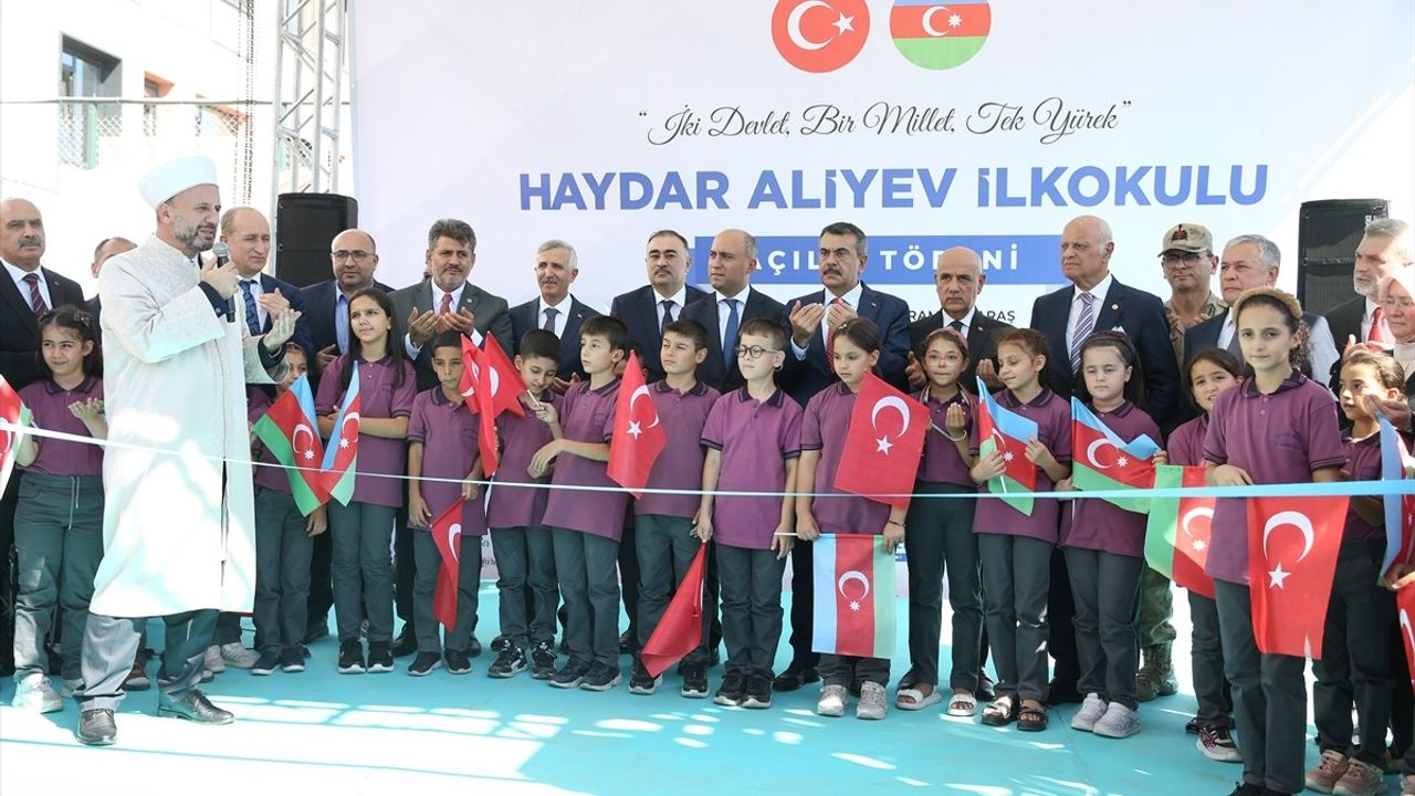 Kahramanmaraş'ta Açılan Haydar Aliyev İlkokulu Eğitimde Yeni Bir Döneme İşaret Ediyor