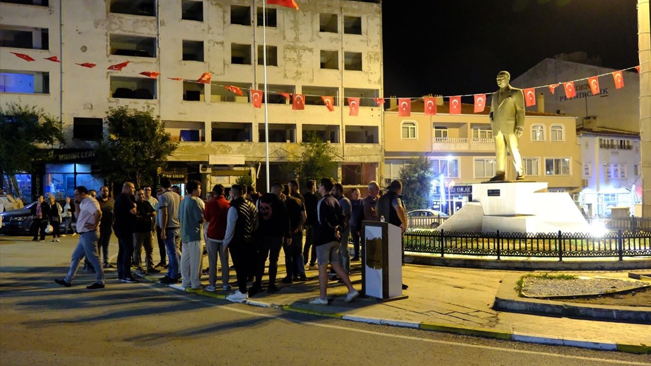 Kırklareli'nde Atatürk Heykeline Zarar Verme Girişimi