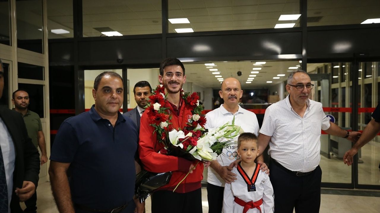 Mahmut Bozteke, Gaziantep'te Altın Madalya ile Karşılandı