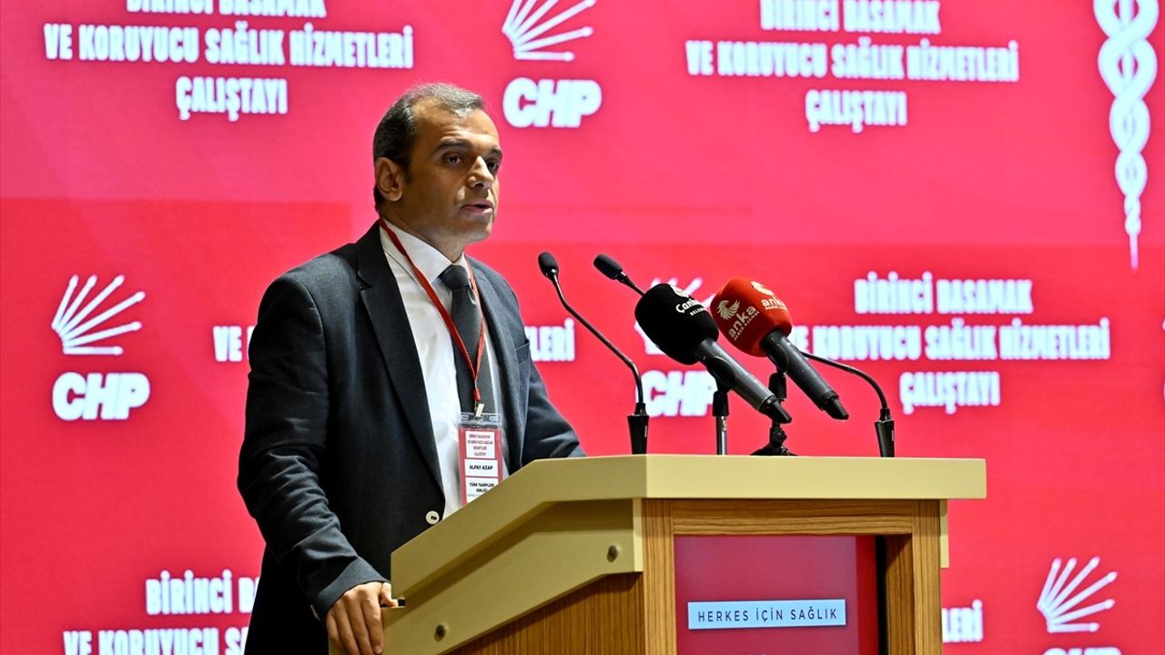 Özgür Özel, Sağlık Politikalarını Eleştirdi: "Halkın Sağlığı İçi Mücadele Sürüyor"