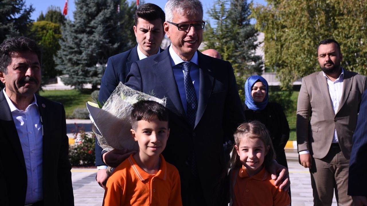 Sağlık Bakanı Memişoğlu, Karaman'da Sağlık Hizmetlerini Değerlendirdi