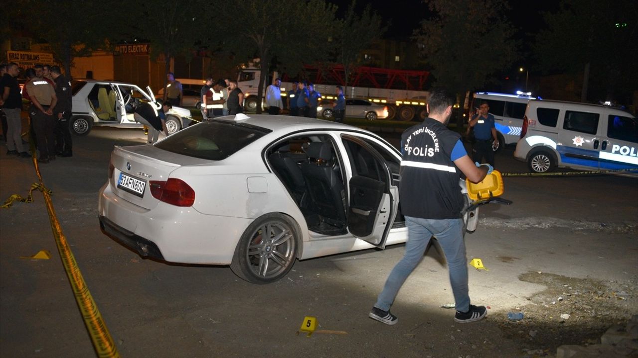 Şanlıurfa'da Tüfek Saçması ile Yaralanan 6 Kişi Hastaneye Kaldırıldı