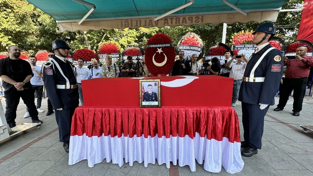 Şehit Jandarma Uzman Çavuş Büyükçaylı Son Yolculuğuna Uğurlandı