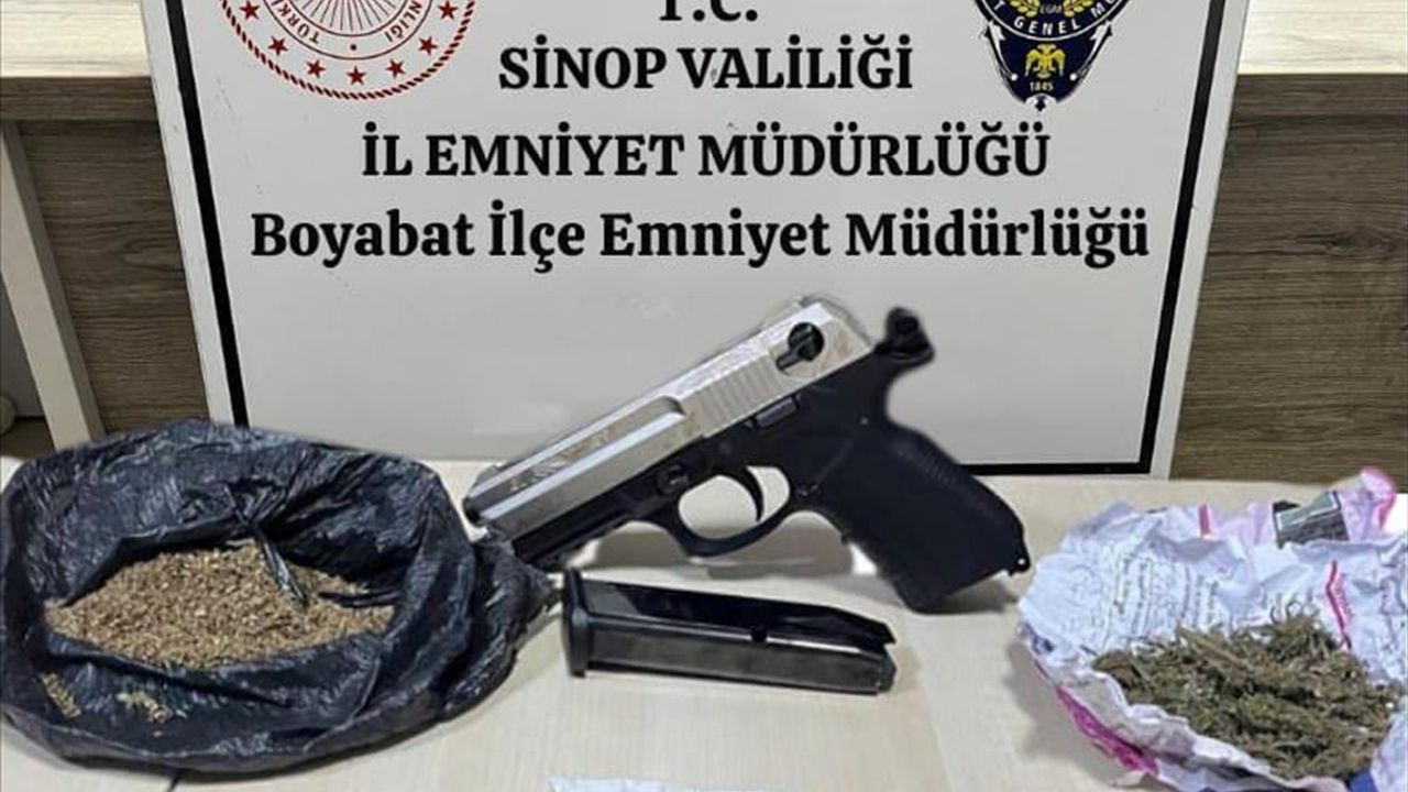 Sinop'ta Uyuşturucu Operasyonu: 5 Zanlı Yakalandı