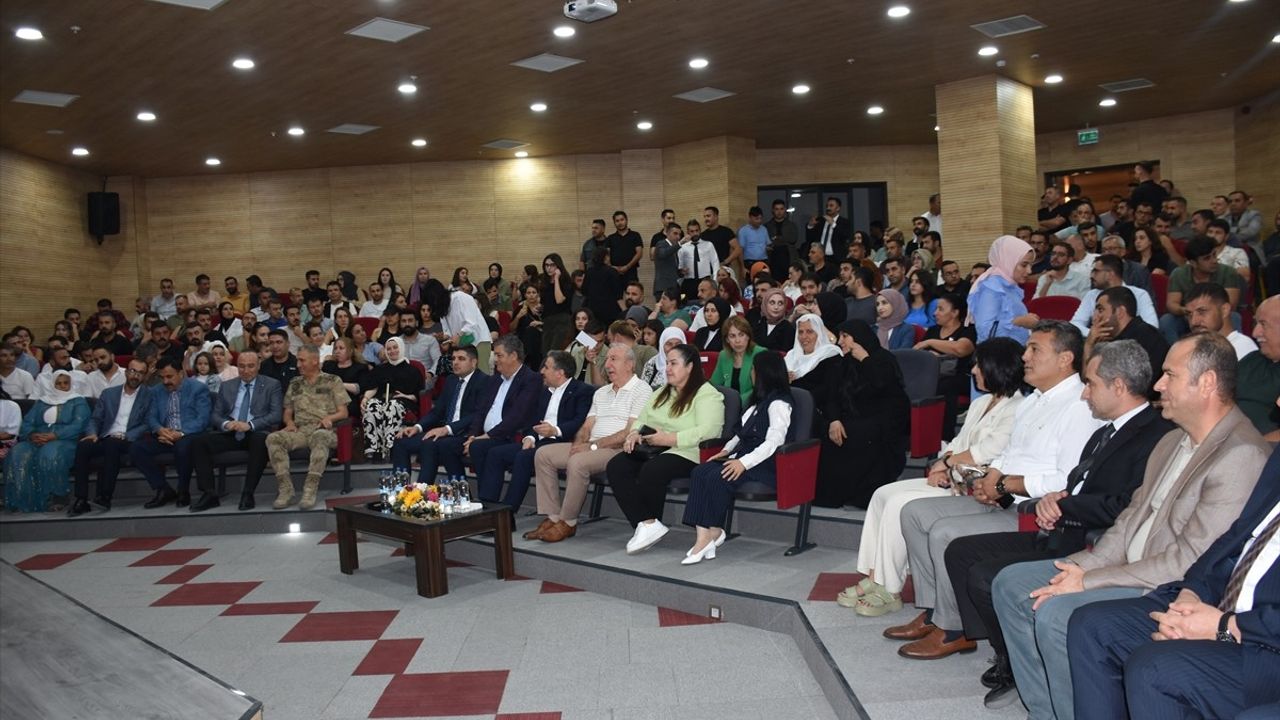 Şırnak'ta 'Sesler ve Yüzler' Filmi Gösterildi