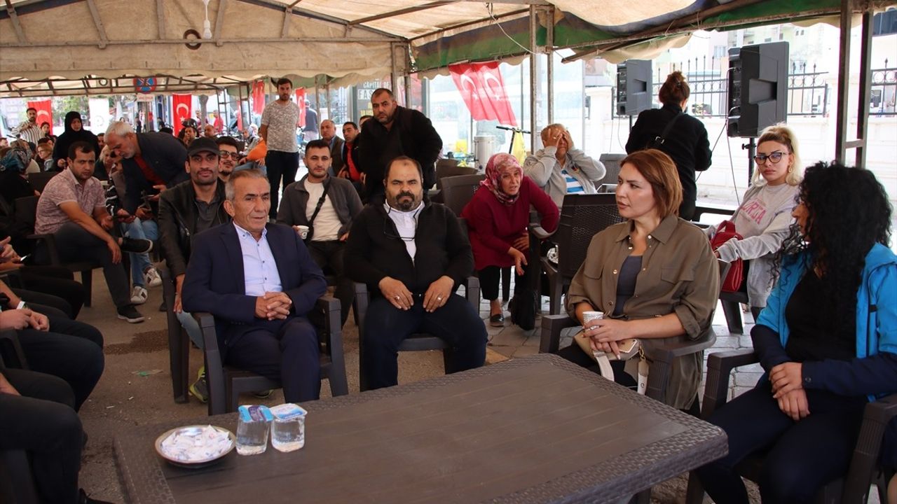 Tevfik Eren Iğdır'da İşçi Hakları İçin Destek Verdi