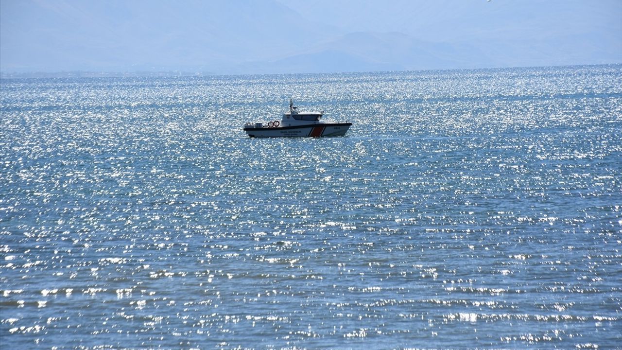 Van'da Kaybolan Üniversite Öğrencisi İçin Arama Çalışmaları Devam Ediyor