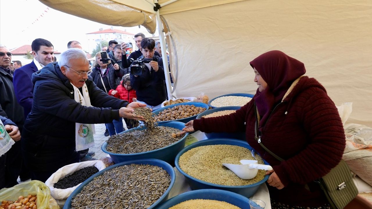 Aksaray'da Dördüncü Geleneksel Ağaçören Ceviz Festivali Başladı