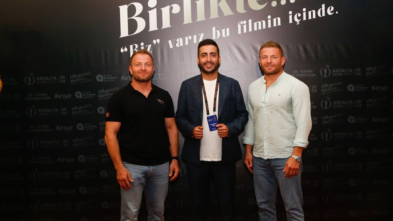 Altın Portakal Film Festivali'nde "İkiz Başpehlivanların Öyküsü: Balaban" Belgeseli Gösterildi