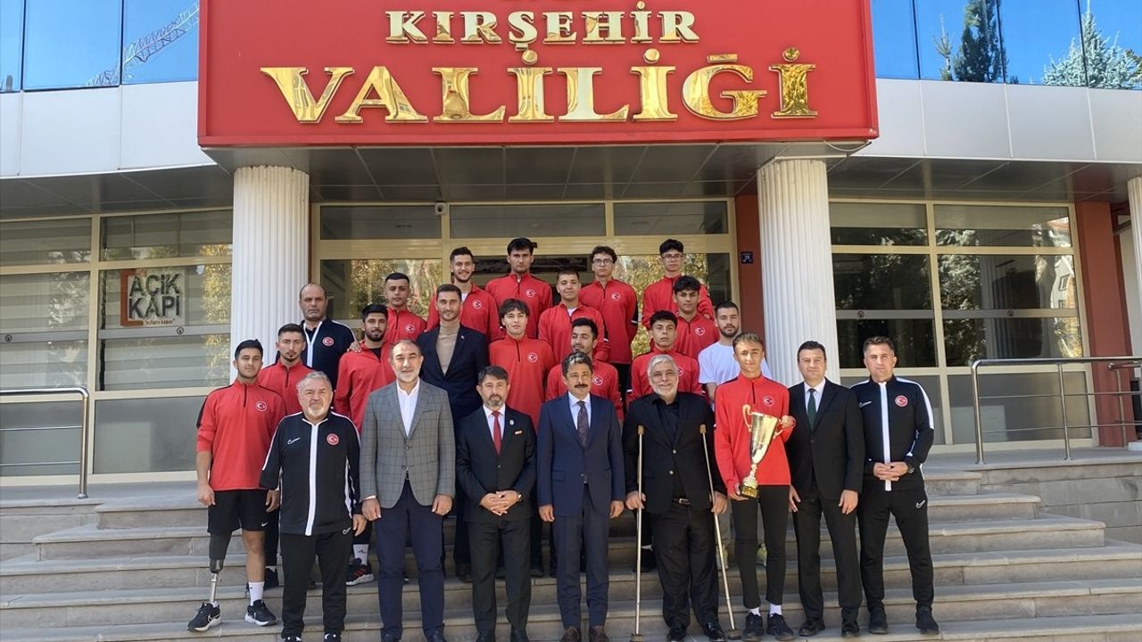 Balkan Şampiyonu Ampute Futbol Milli Takımı Kırşehir'de Teşekkür Ziyareti Gerçekleştirdi
