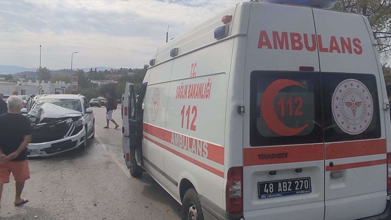 Bodrum'da Trafik Kazası: 3 Yaralı