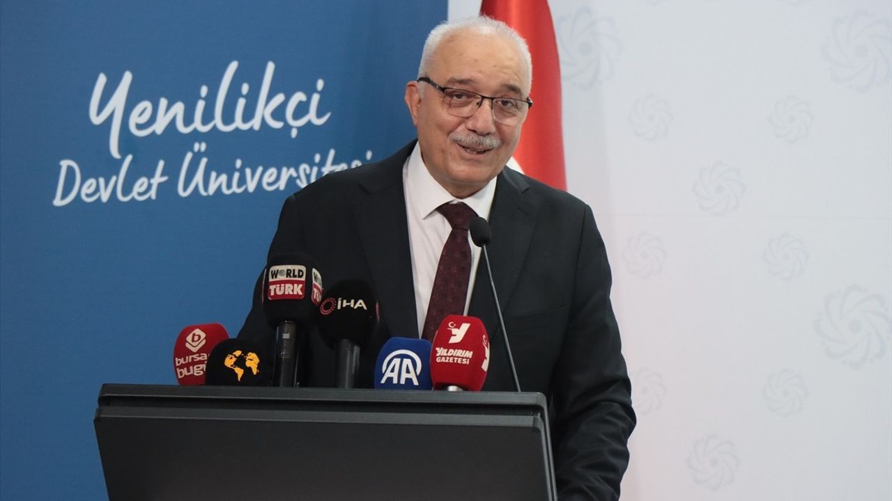 Bursa'da İlk Türk Dünyası Bilim Ödülleri Töreni Gerçekleşti
