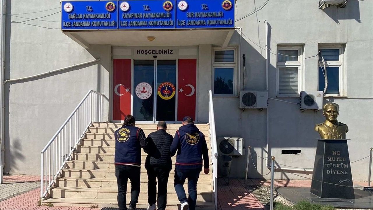 Diyarbakır'da 53 Yıl 8 Ay Cezası Olan Hükümlü Yakalandı