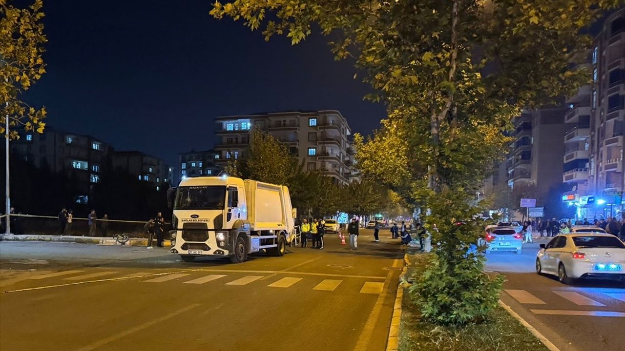 Diyarbakır'da Trafik Kazası: 5 Yaşındaki Çocuk Hayatını Kaybetti