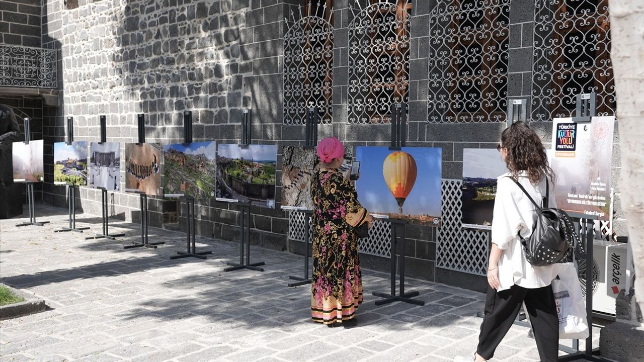 Diyarbakır Kültür Yolu Festivali Ziyaretçi Akınına Uğradı